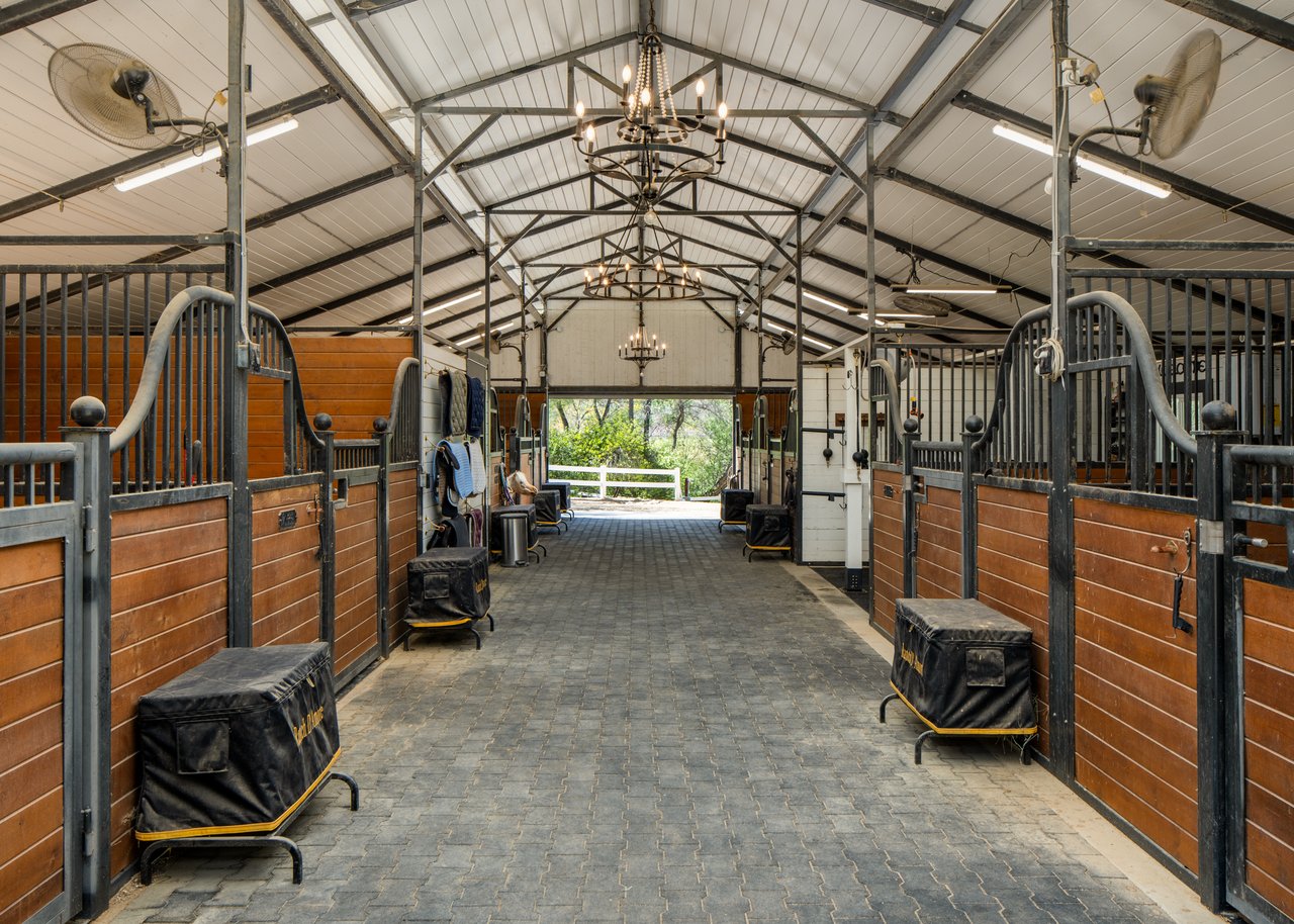 7017 Via Mariposa Sur