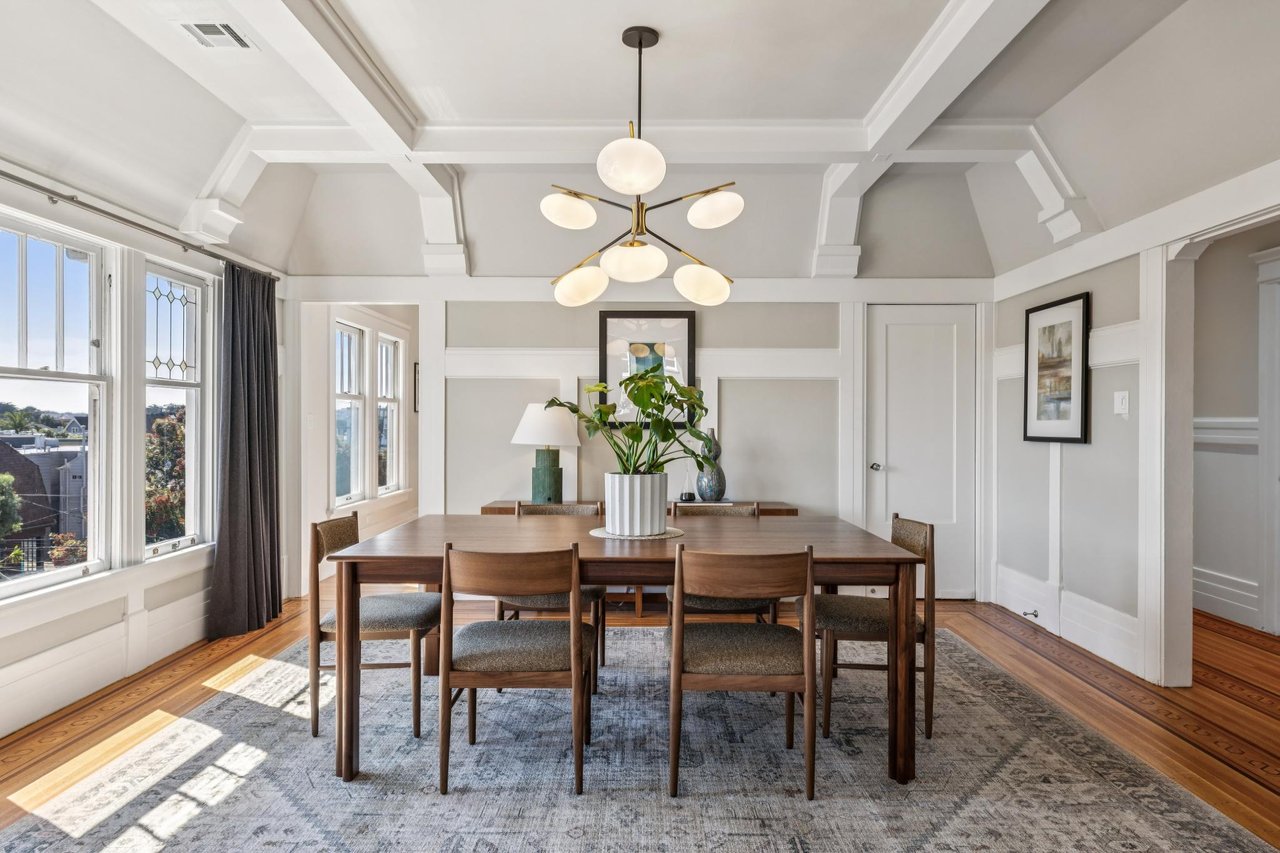 95 6th Avenue