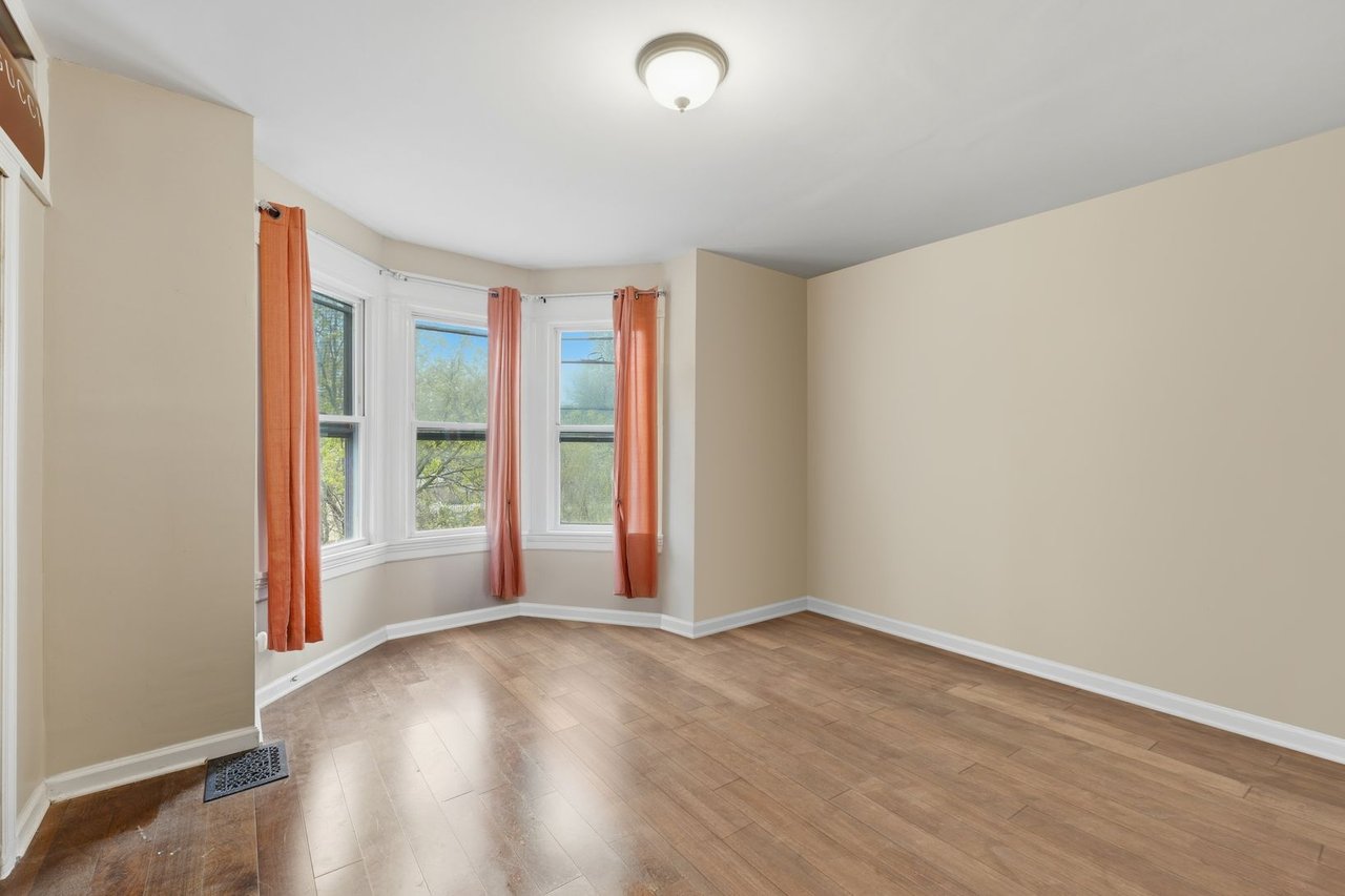 270 Snyder St, Orange, NJ 07050