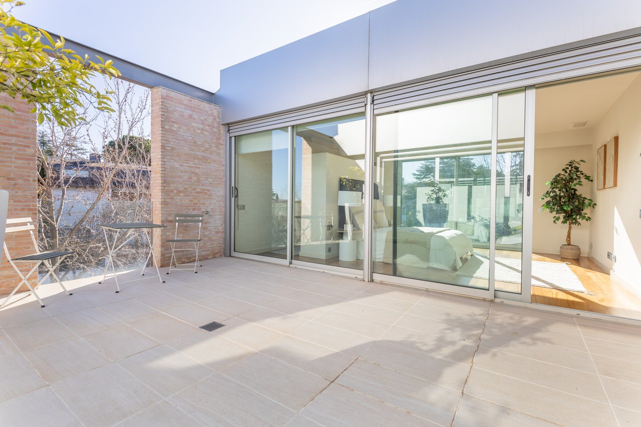 Exclusive house for sale in the centre of Sant Cugat 