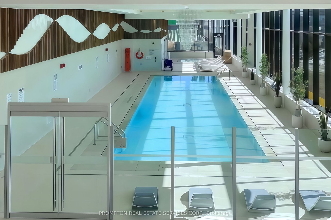 SEASONS CONDOS PENTHOUSE 