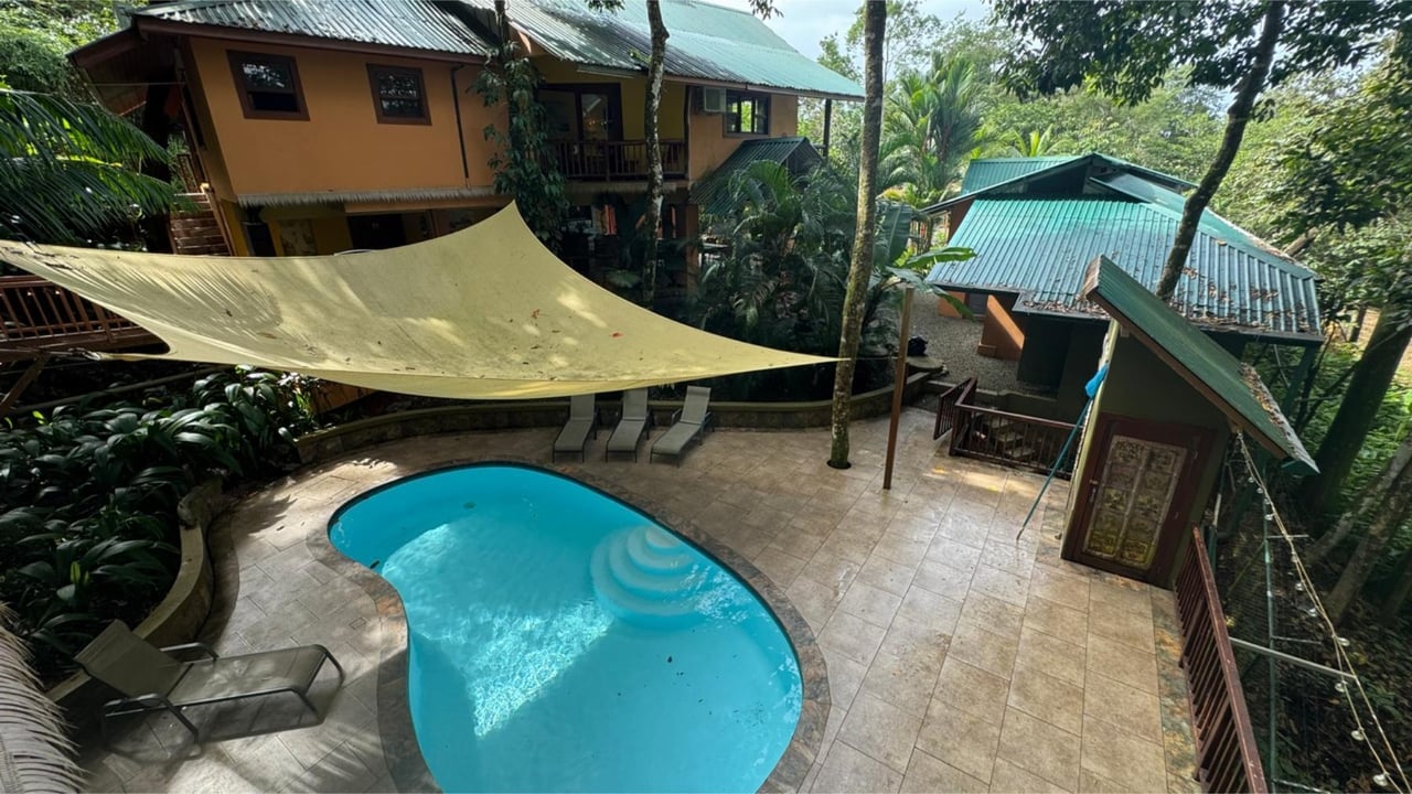 Ocean View Hotel with Expansion Land, Uvita, Puntarenas