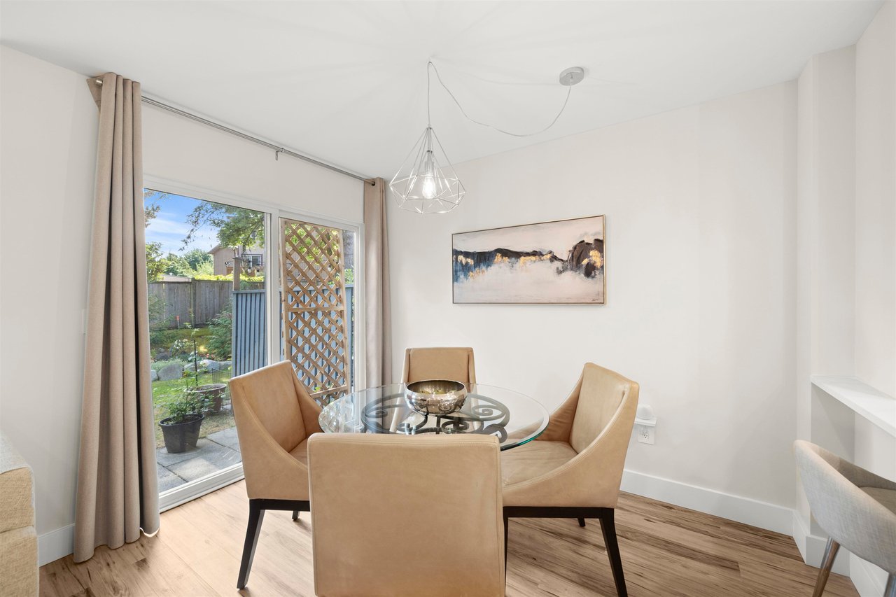 453 Carlsen Pl