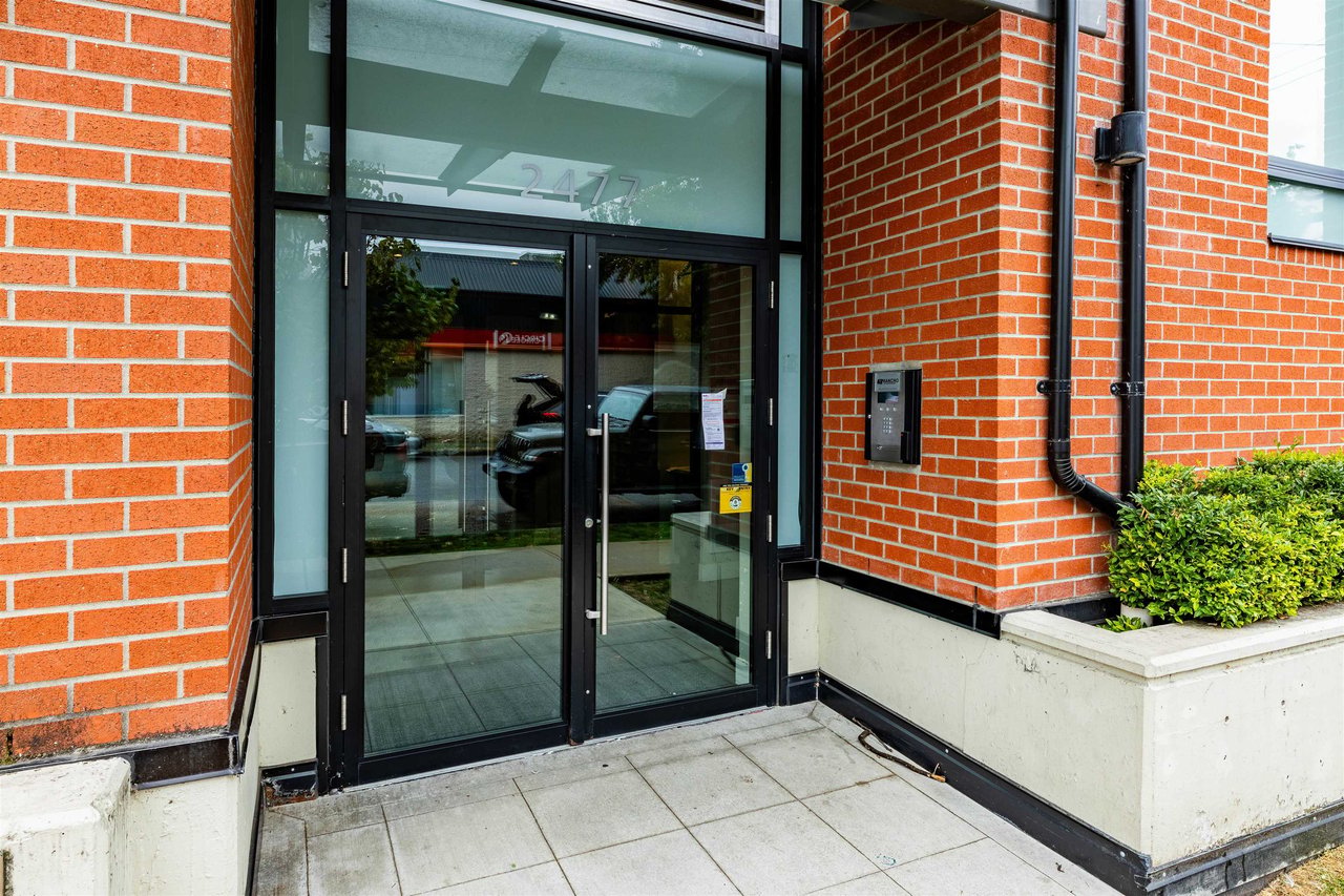 409-2477 Carolina Street, Vancouver