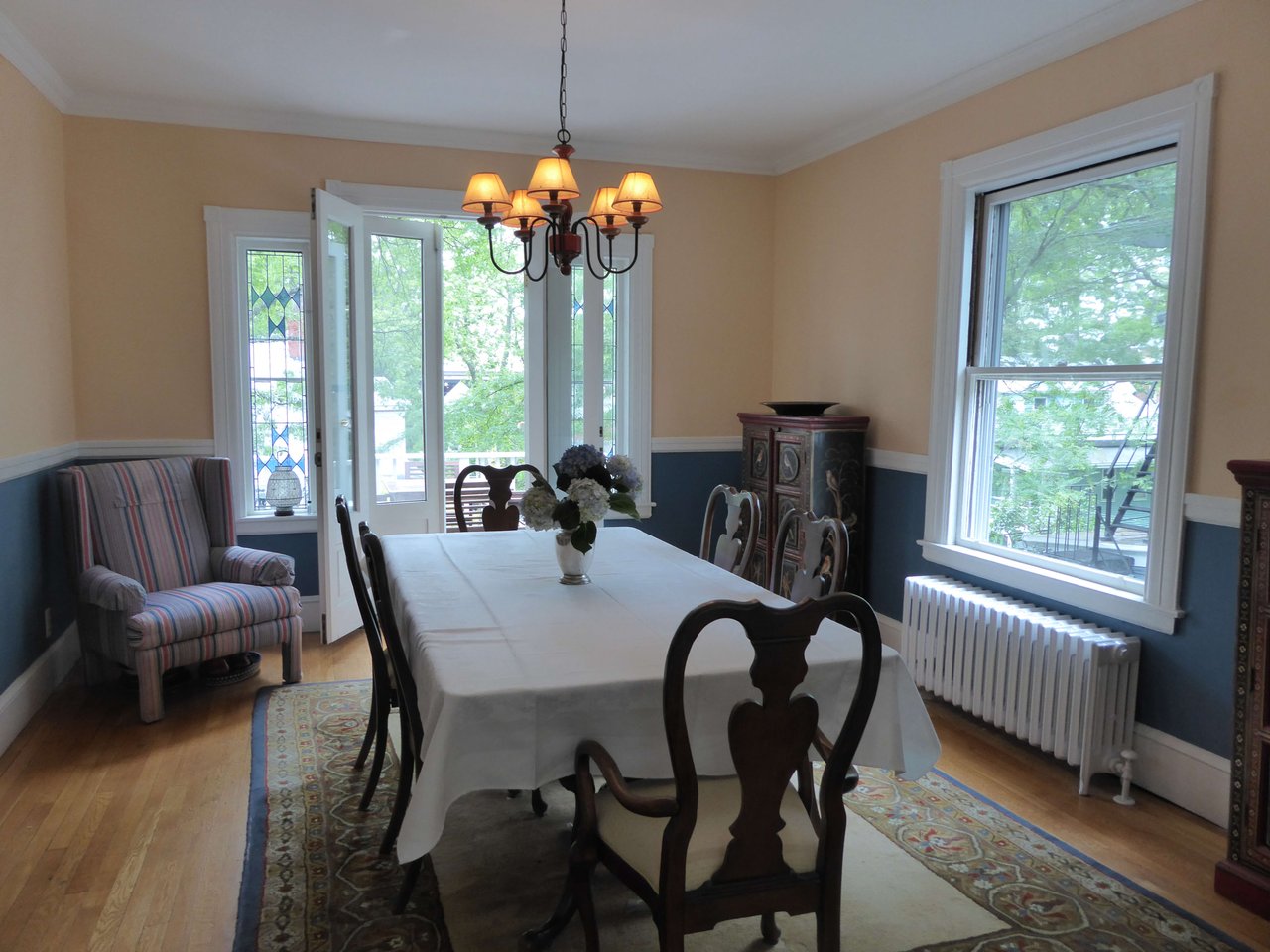 29 Naples Rd, Brookline, MA 02446 :: Coolidge Corner