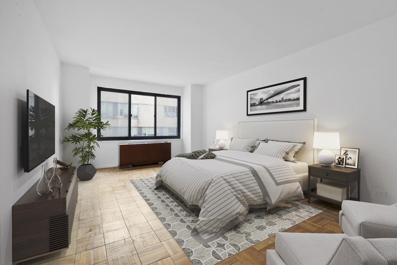 530 East 72nd Street, Apt 5-A