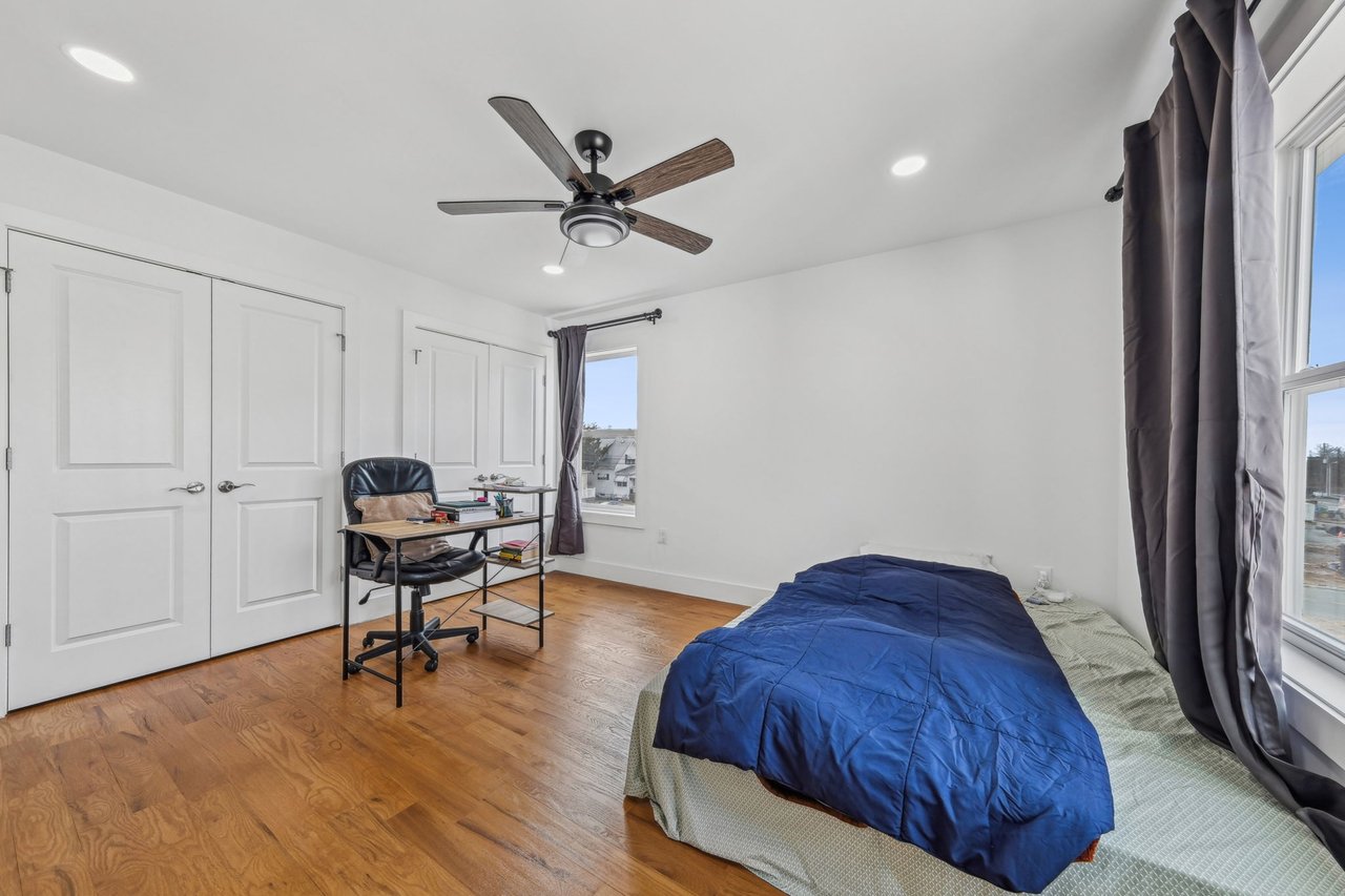 21 Kearney Ave