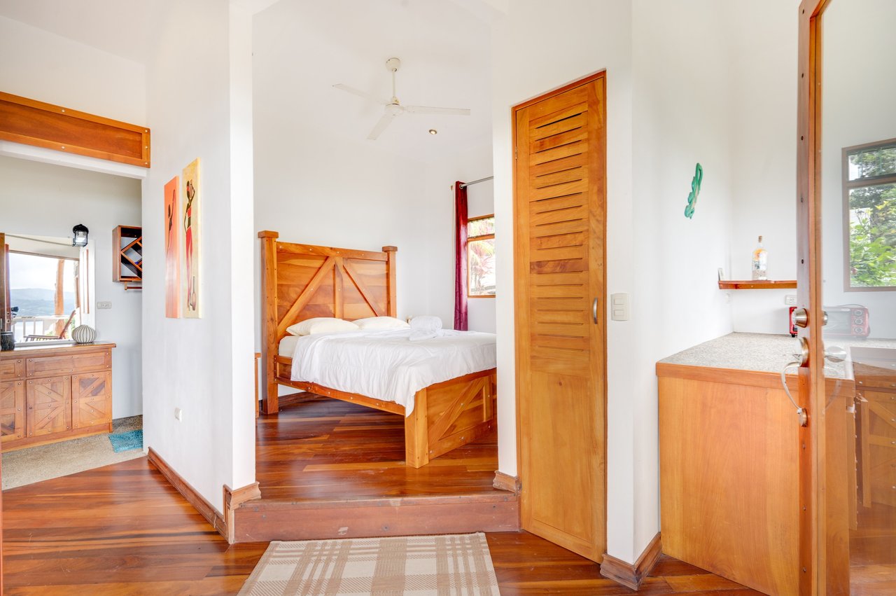 Casa Blanca | Multi-Villa Estate with Lake Views - Nuevo Arenal