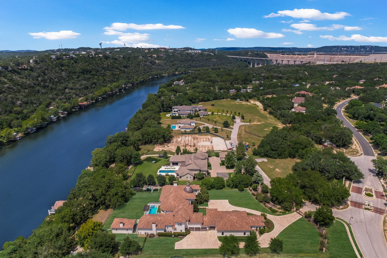 Extraordinary Lake Austin Compound