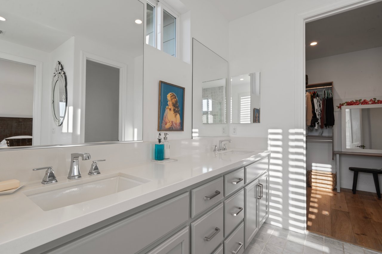 280 Pacific Heights Dr