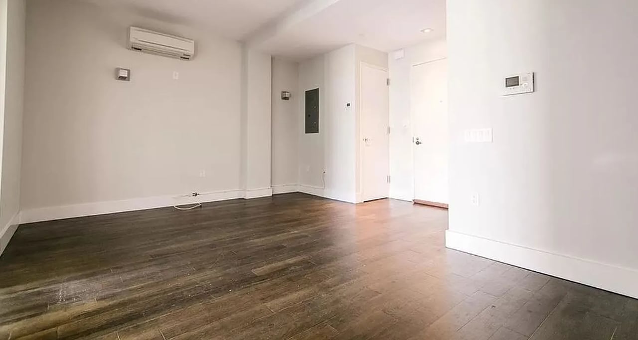 141 Meserole Street 2B