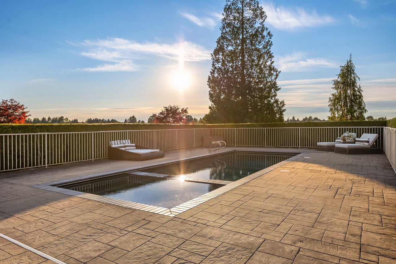 Legacy Snag Island Estate
