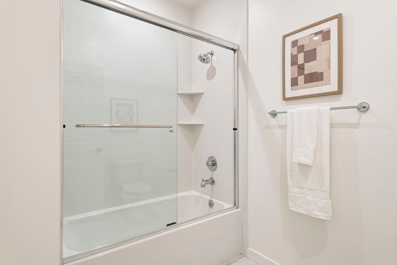 5690 Metrose Ct #302