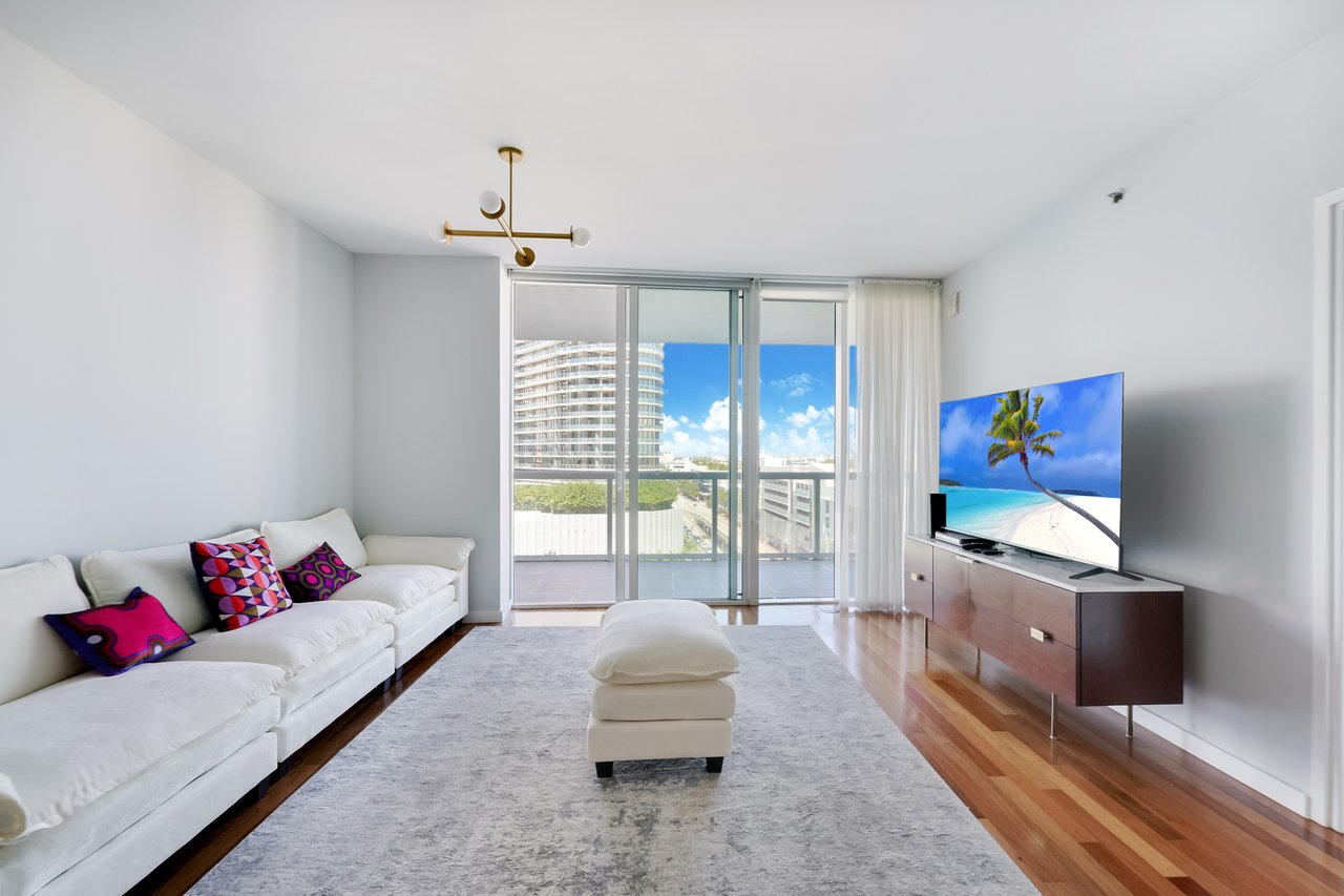 Icon South Beach Unit 906 | South Of Fifth