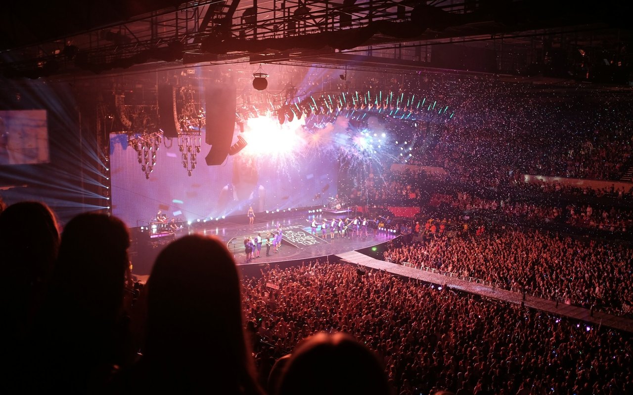 Murray Elementary Raffling off Taylor Swift Tickets