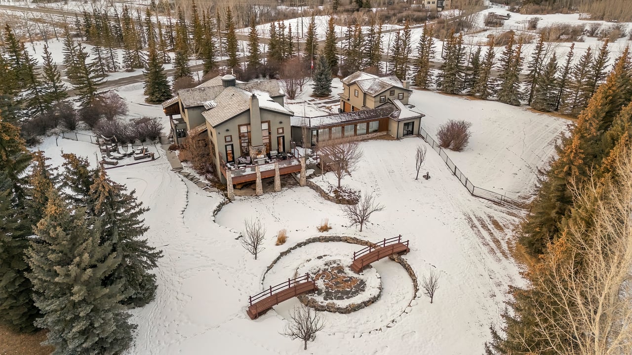 19 Bearspaw Summit Rise