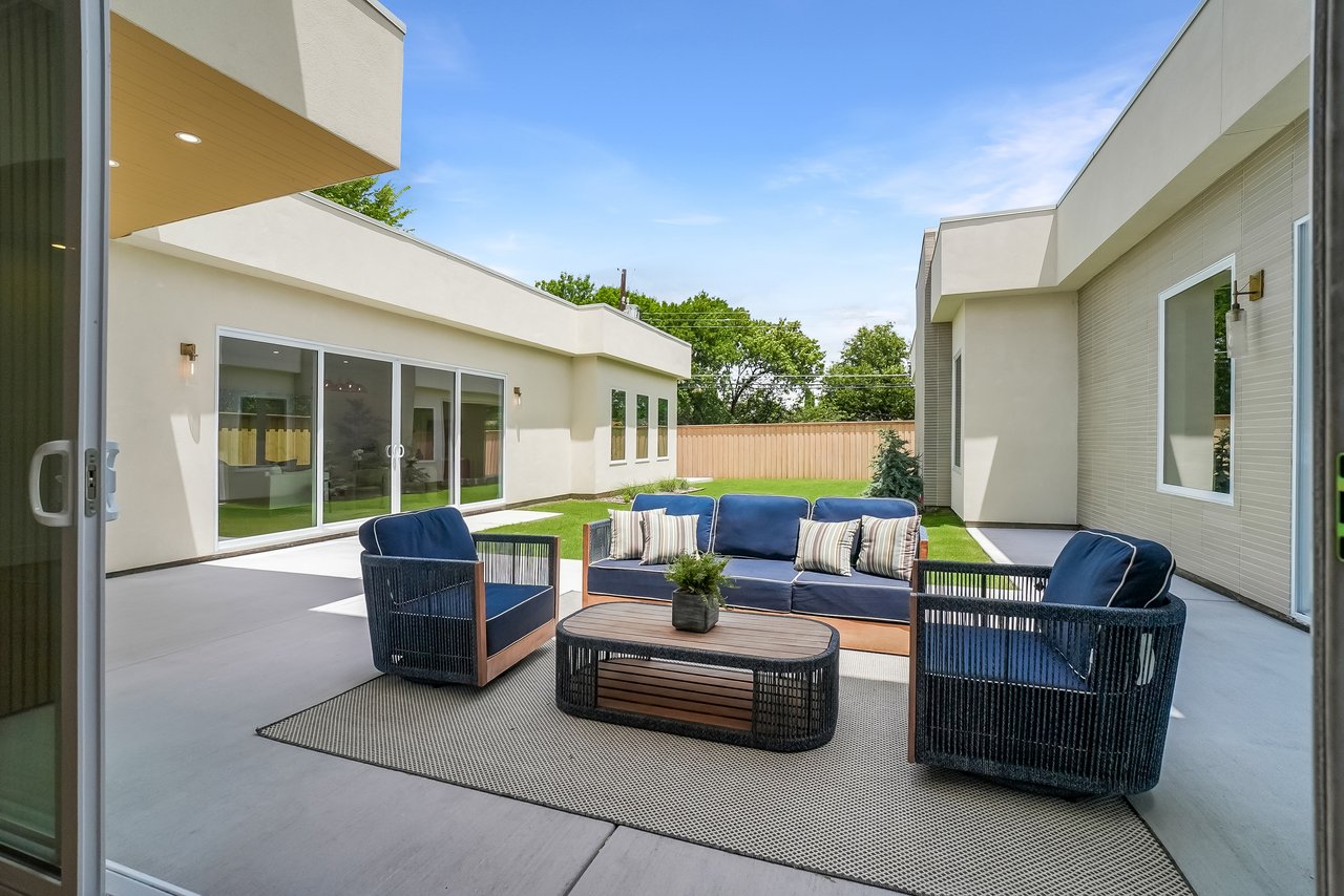 Whitehall | Dallas TX
