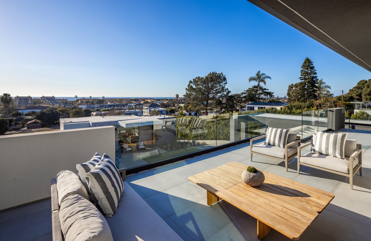 South Rios Avenue, Solana Beach