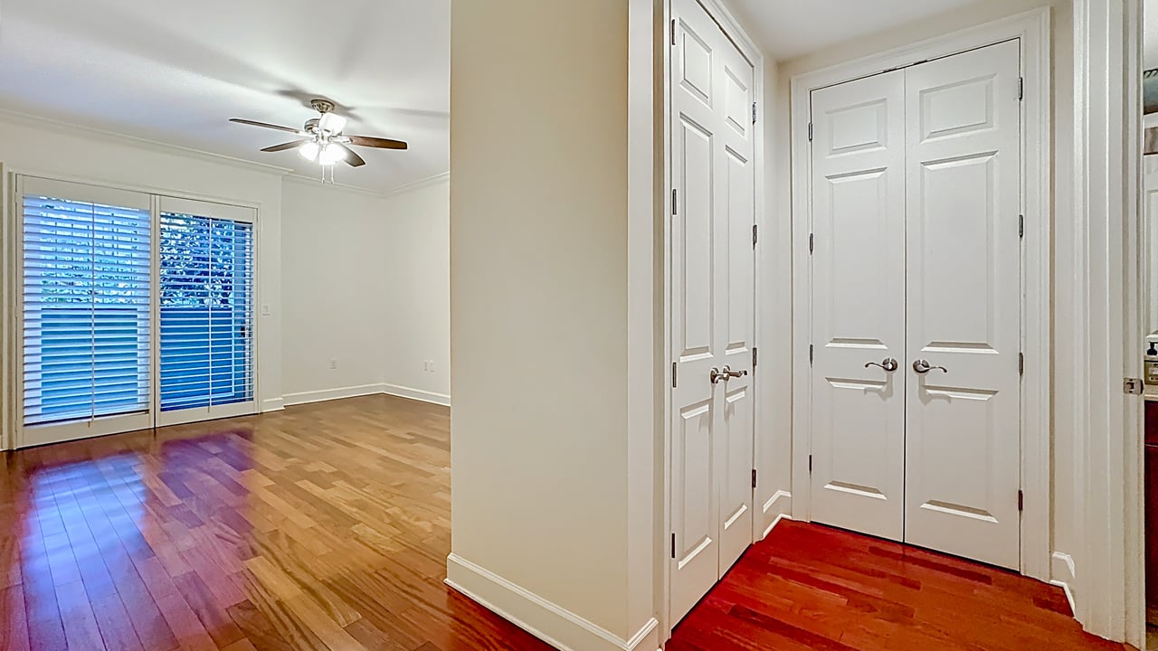 Elegant Lake Virginia Residence in Winter Park's Perle du Lac