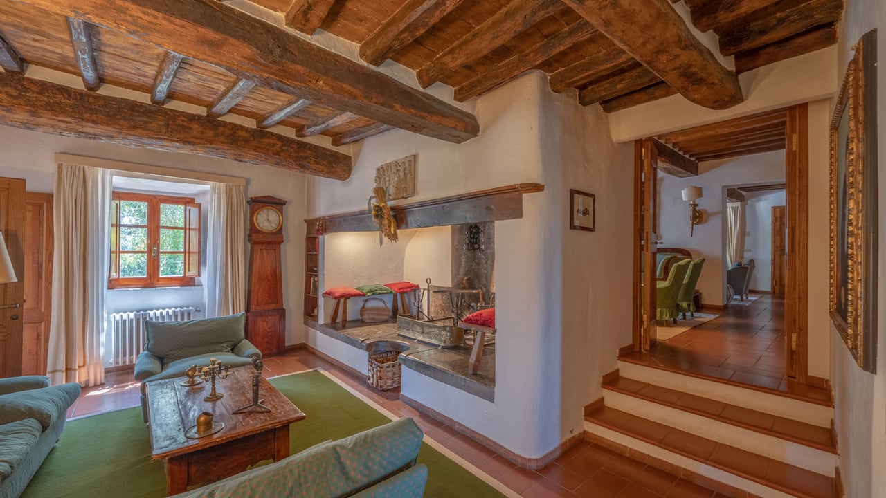 LA PIAZZA SUL CHIANTI