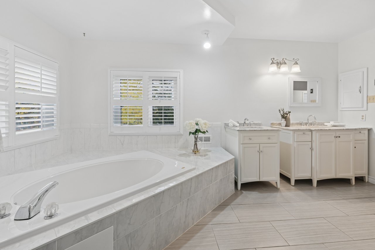 353 Rouge Hill Court