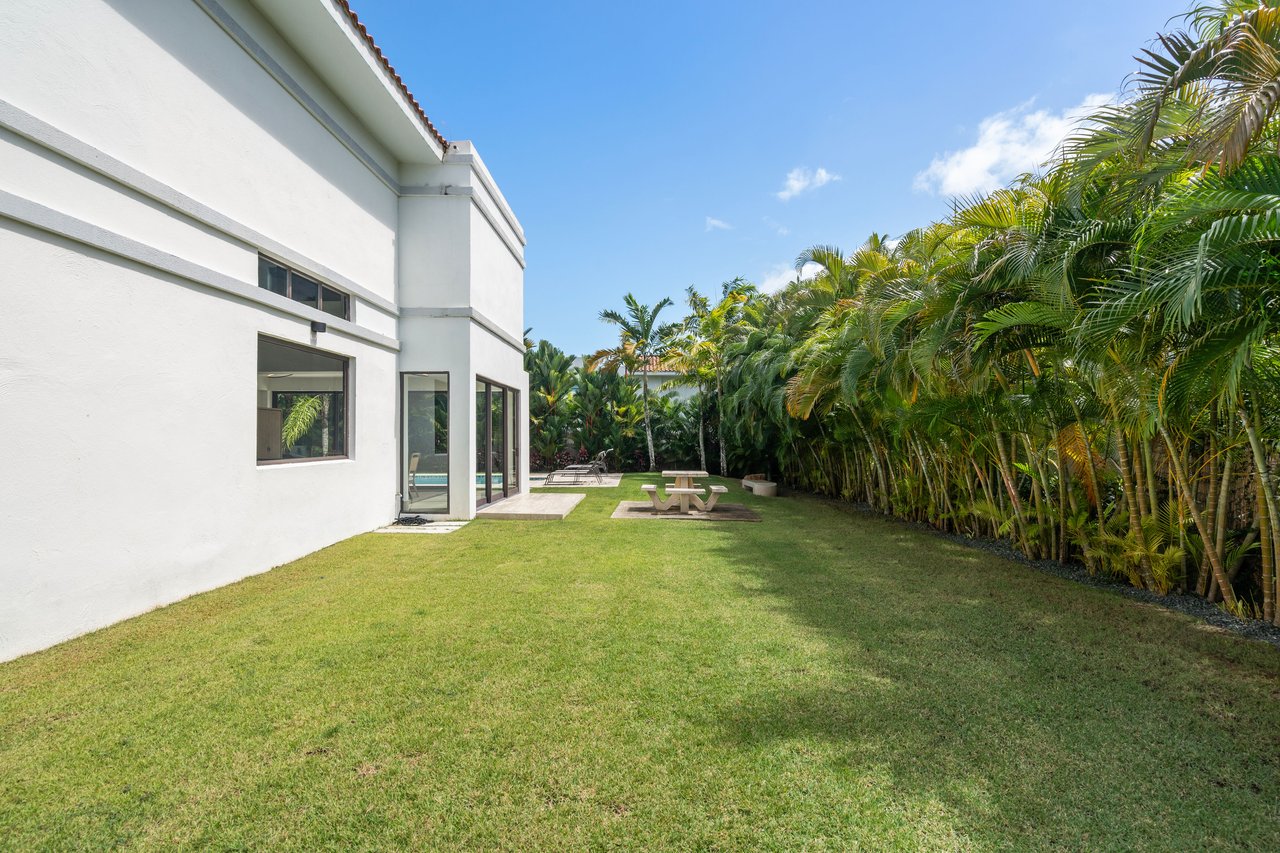 352 DORADO BEACH EAST