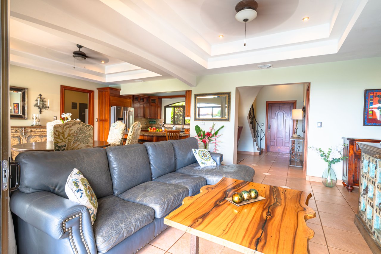 Gorgeous Ocean View 7 Acre Estate, Portalon