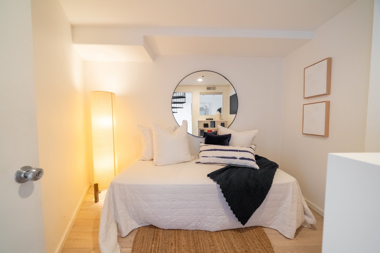 2301 Harrison St #203