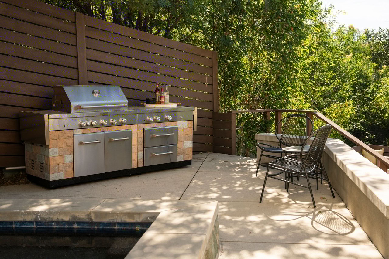 The Van Dekker House, Master architect R. M. Schindler