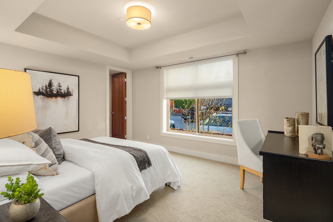 4605 Lake Washington Blvd NE #201