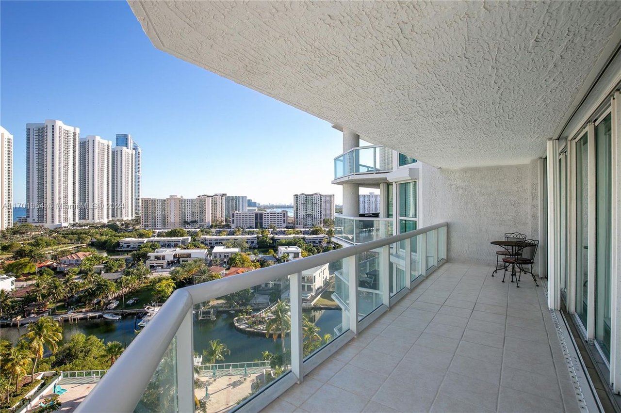 16500 Collins Ave, #1451