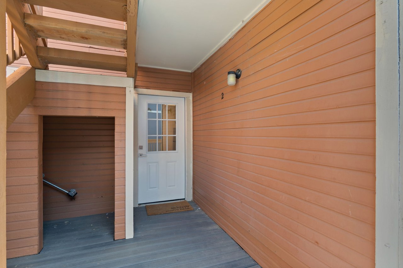 3025 Broadway Street Unit: 2