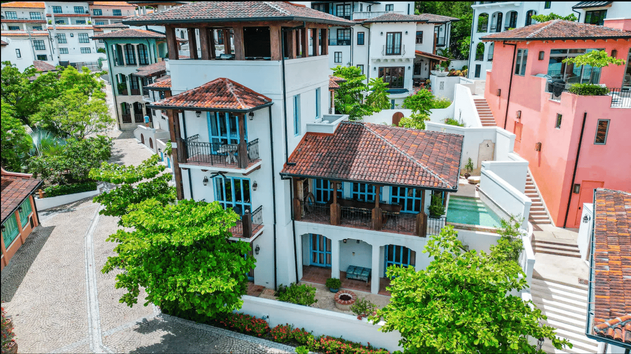 Calle Cartagena 9 | Ocean-View & Steps from the Beach Club