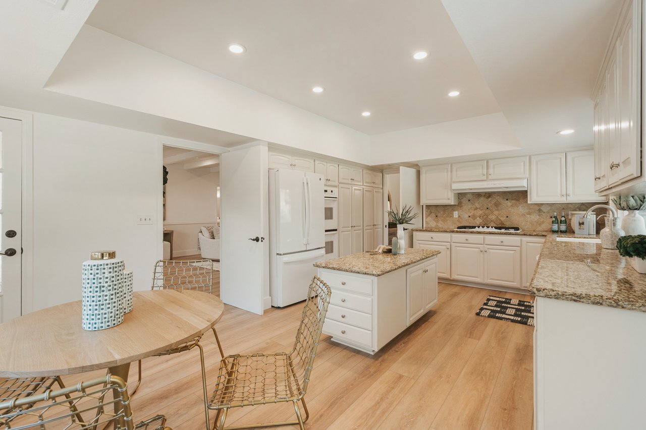 7817 E. Sandberg Lane