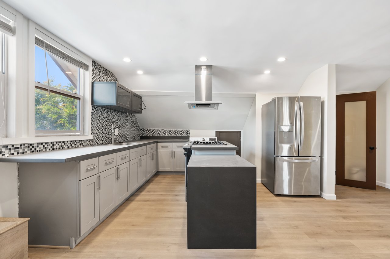 1810 Westmoreland Blvd, Los Angeles