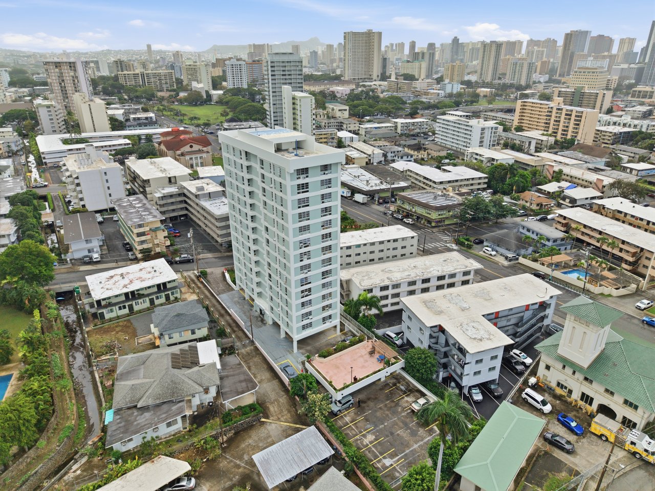1616 Liholiho St, Unit 404