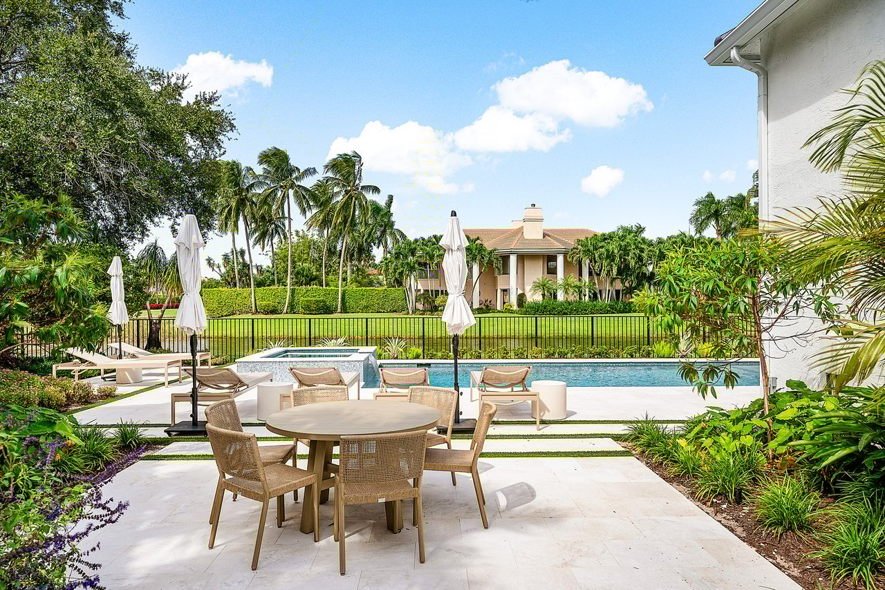 17311 Bridleway Trail