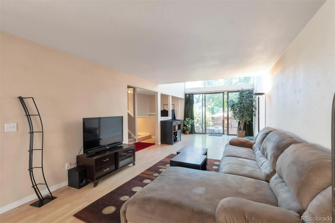1050 S Monaco Pkwy #141