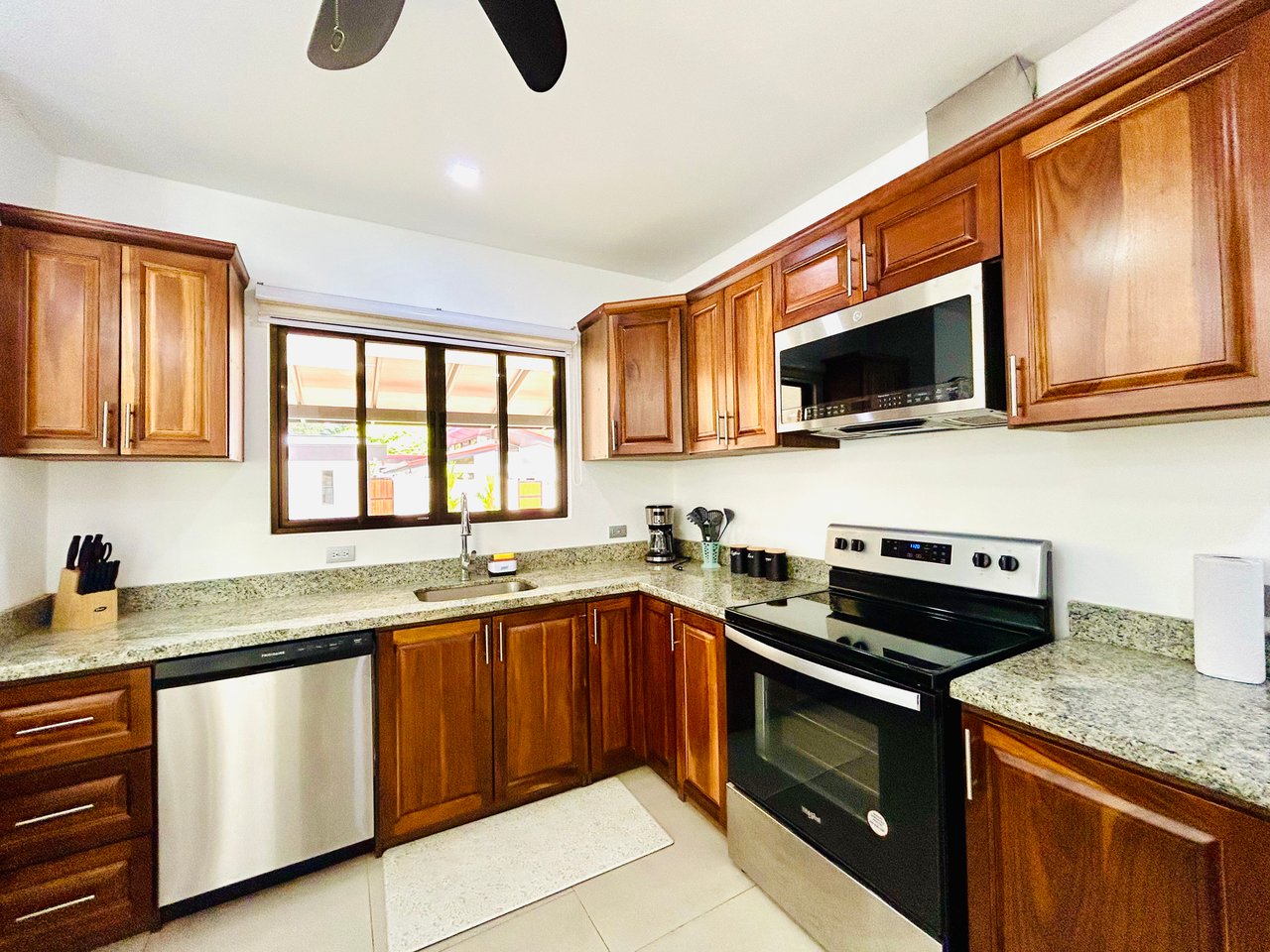 Tropical Modern Living Near Uvita – Stylish Pool Home with Privacy | Price Reduced