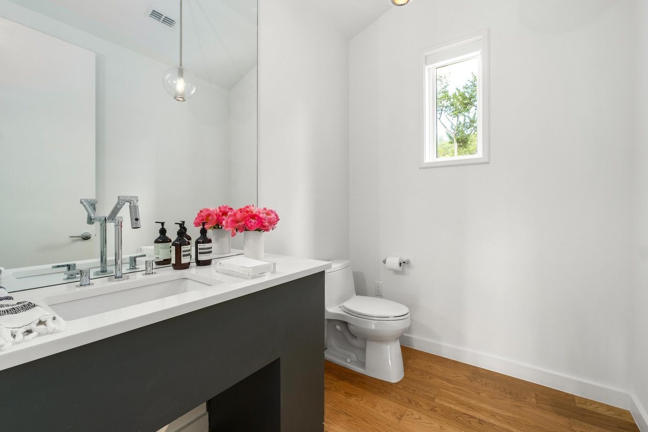 203 Wildcat Hollow and 100 Redbud Trail