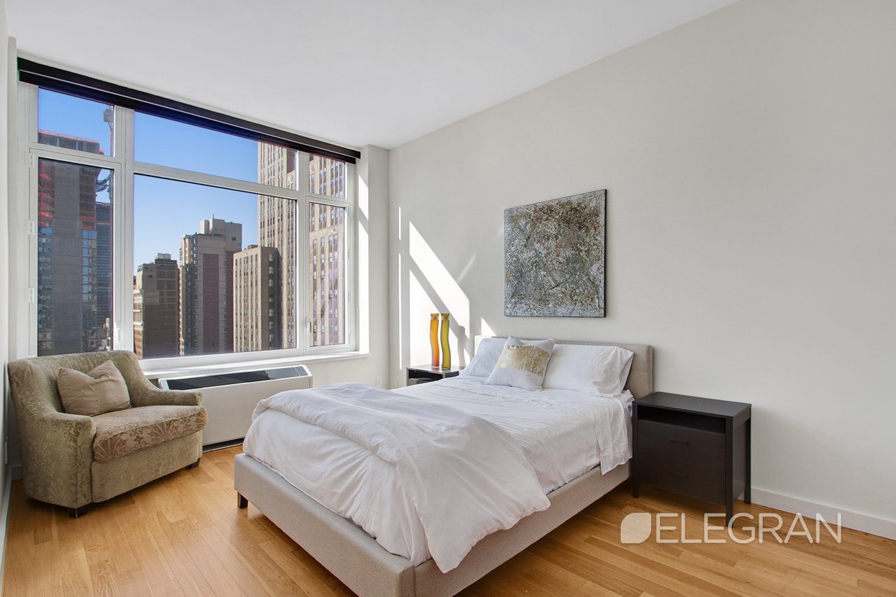 325 5TH AVE