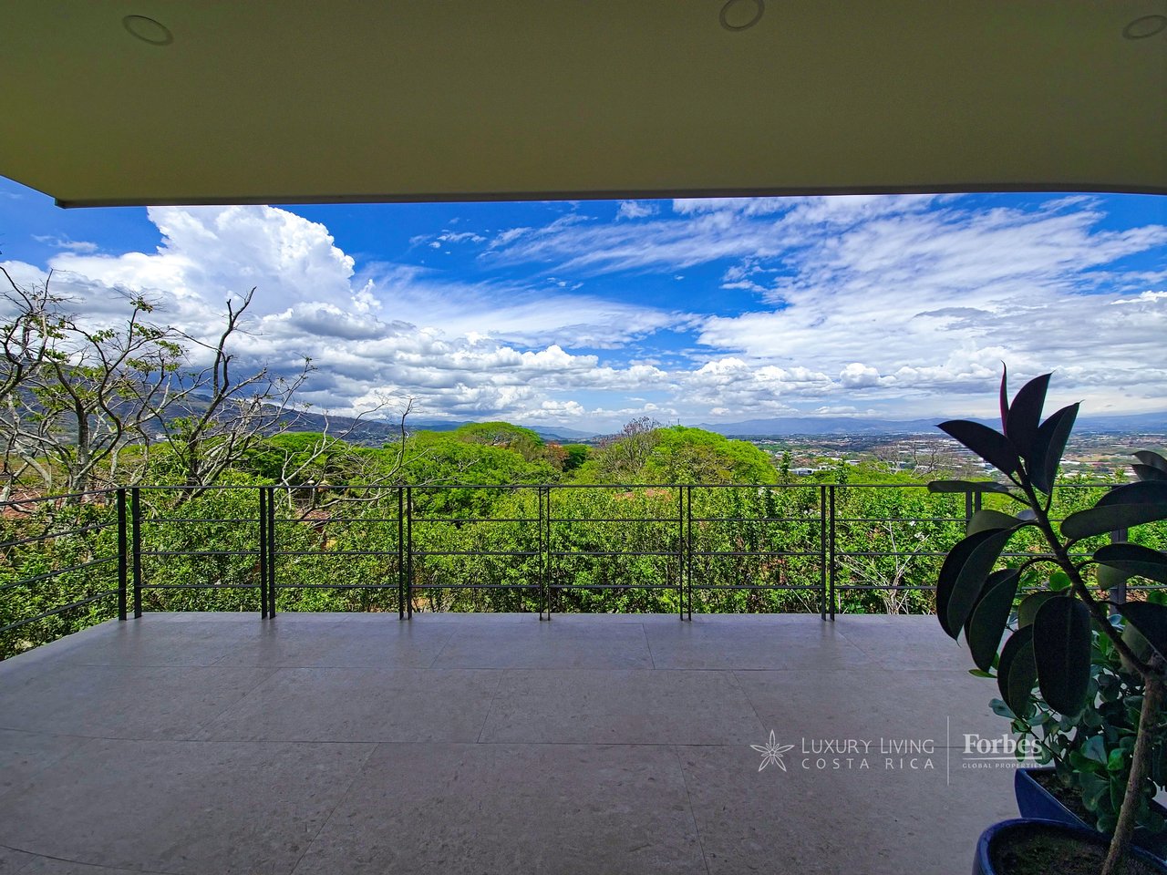 21363 - Modern Home with Panoramic Views in Villa Real 