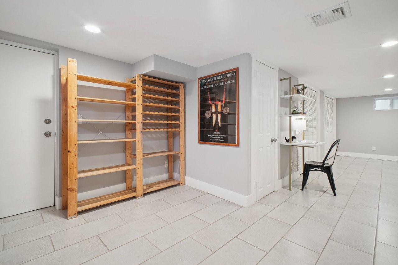 1 Winthrop Place
