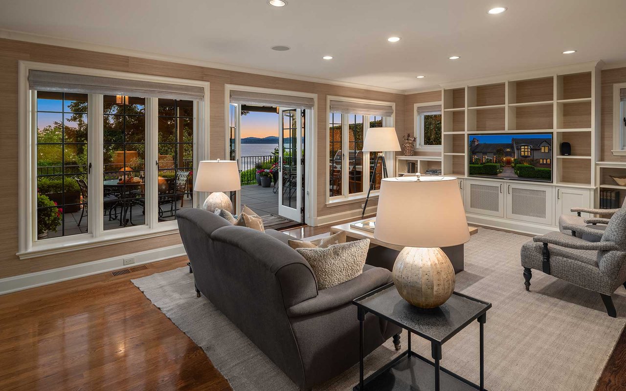 Historic Waterfront Estate in Magnolia