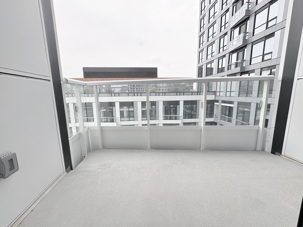 15 Richardson Street Unit: 1207