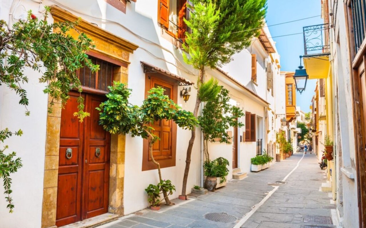 Can I Work with My Local Realtor On An Out-of-Area Transaction?