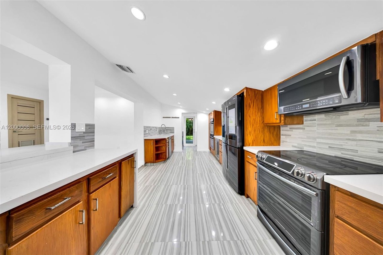 1104-ne-85-street-miami-home-for-sale-davis-harbour