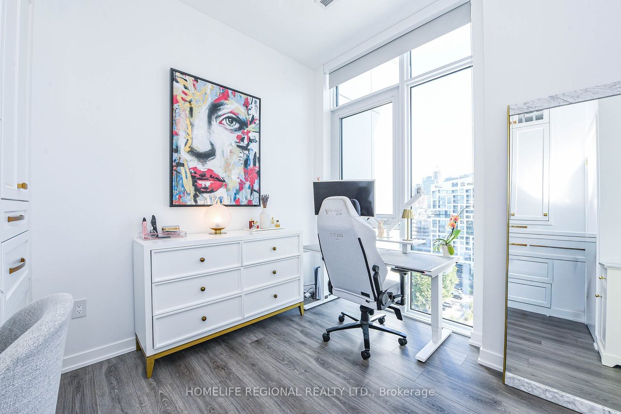 WEST CONDOS PENTHOUSE 