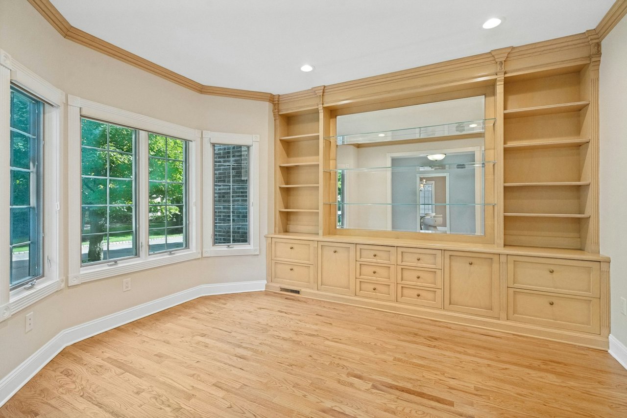 205 Bearwoods Road