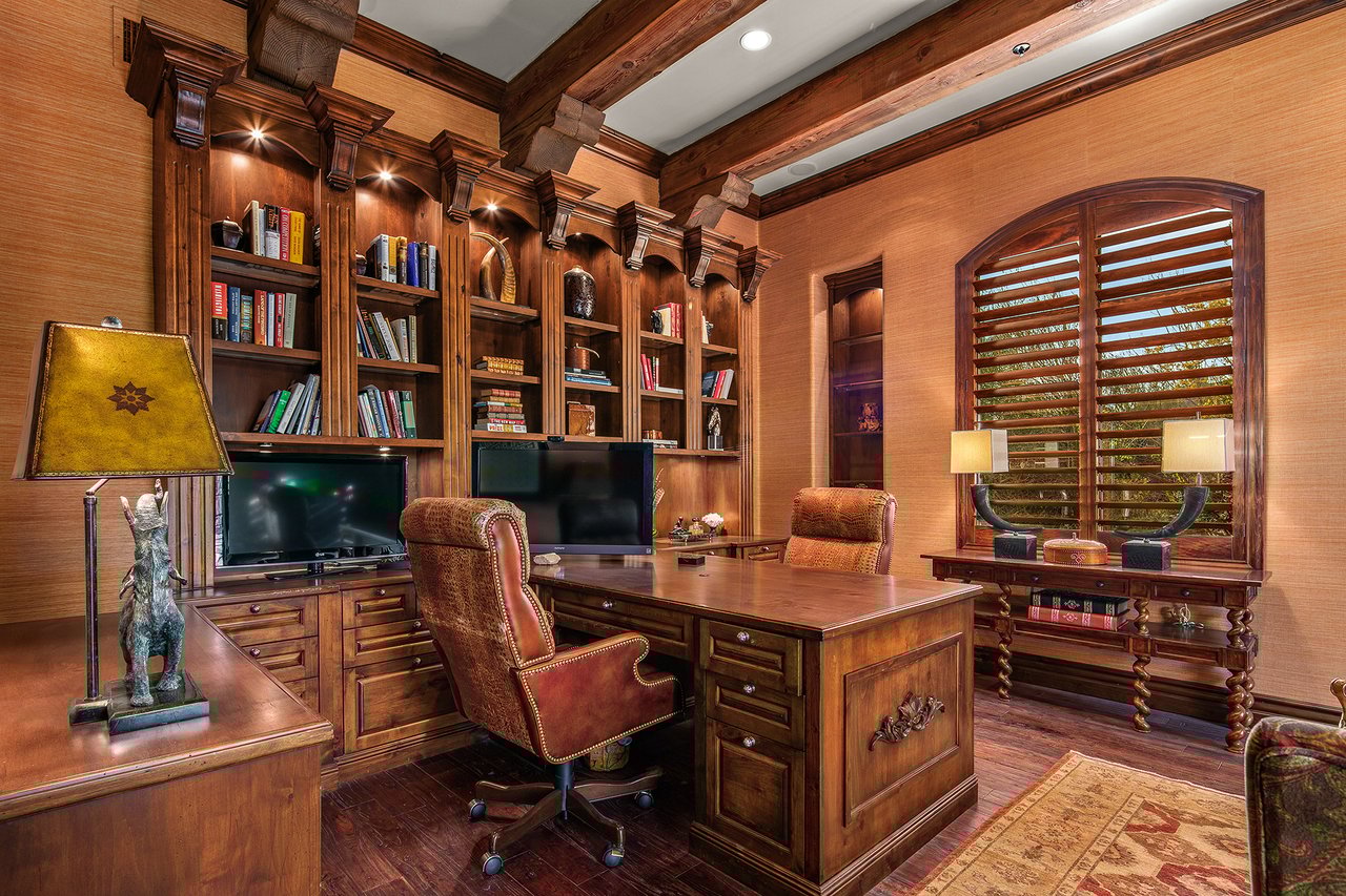 7311 E ARROYO HONDO Road